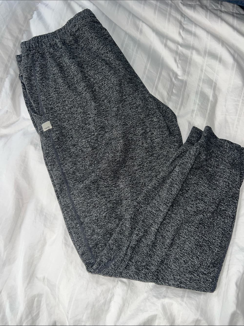 Vuori Dark Gray Heather Women's Joggers